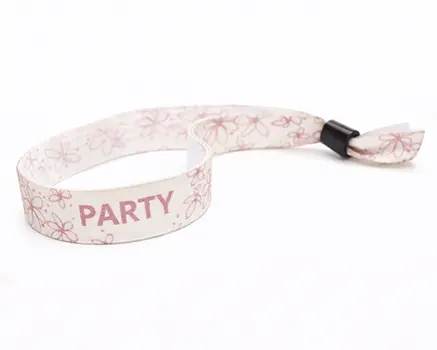 Braccialetti in tessuto per eventi rosa con fiori