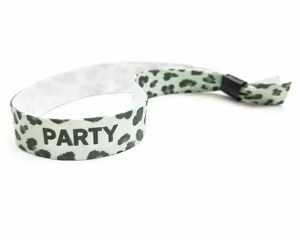 Braccialetti in tessuto per eventi leopardati verdi