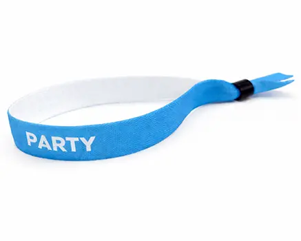 Braccialetti in tessuto per eventi azzurro cielo